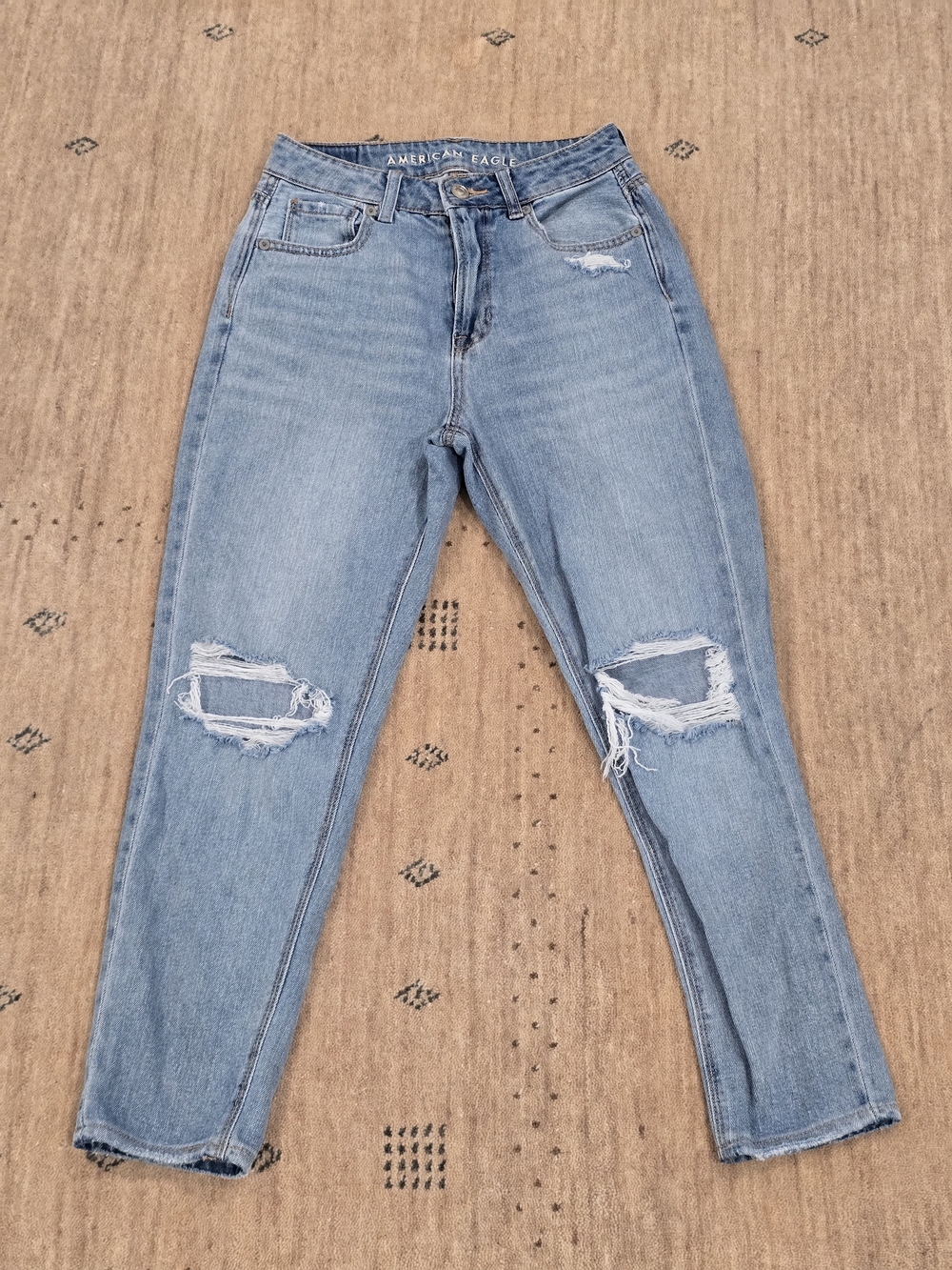 American Eagle Outfitters Light Wash Straight Leg Ripped Jeans